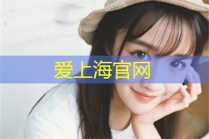 这里有美丽的湖泊、精心修葺的花坛和茂盛的树木